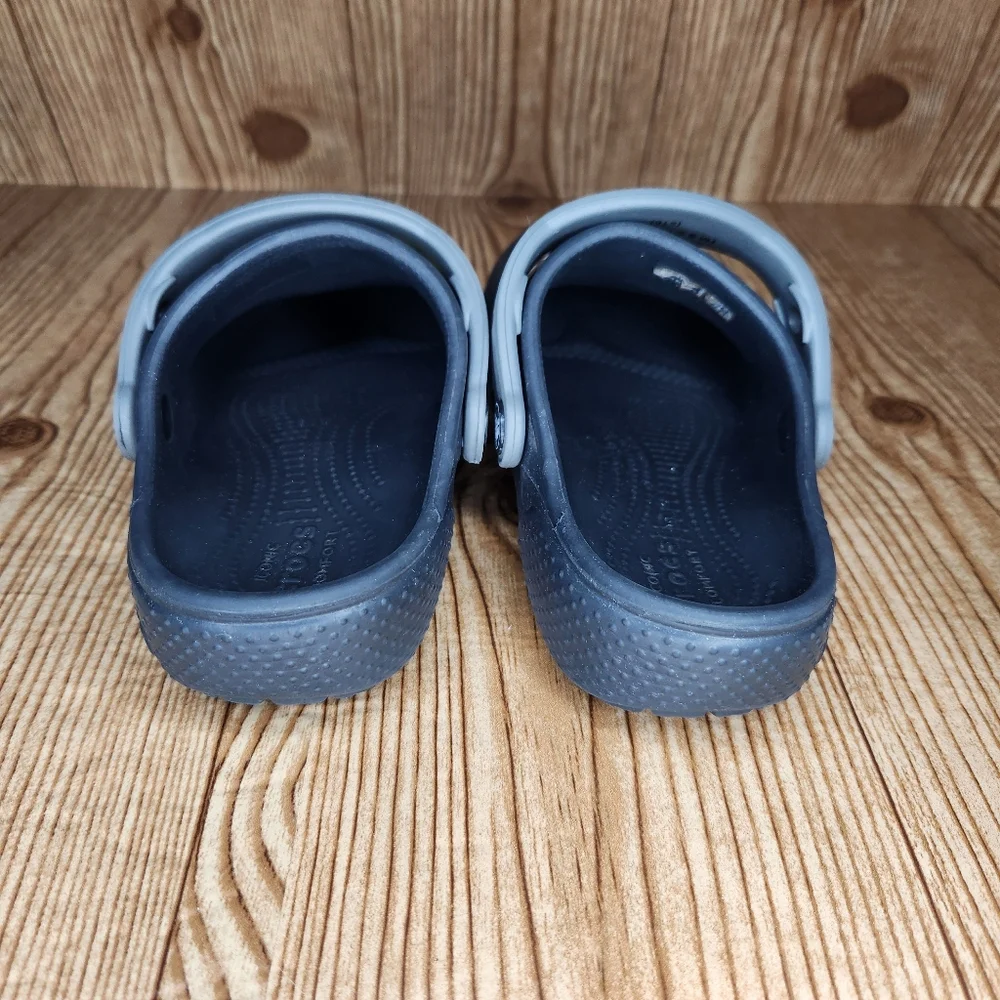 CROCS batman black